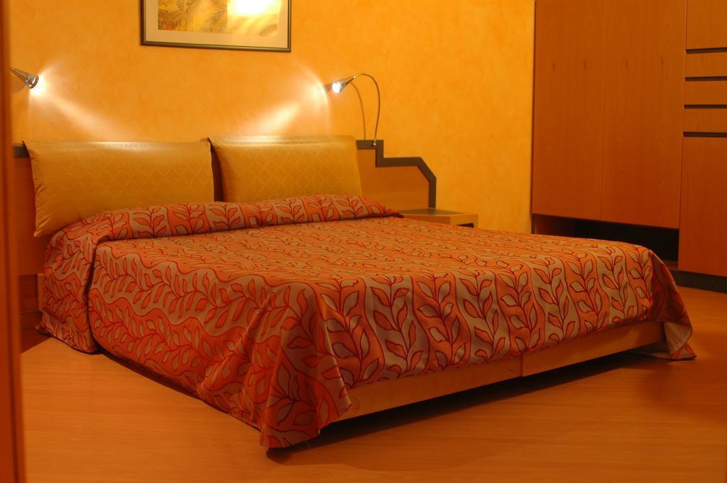 Hotel St John Desio Ngoại thất bức ảnh