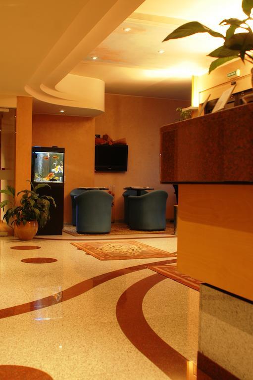 Hotel St John Desio Ngoại thất bức ảnh