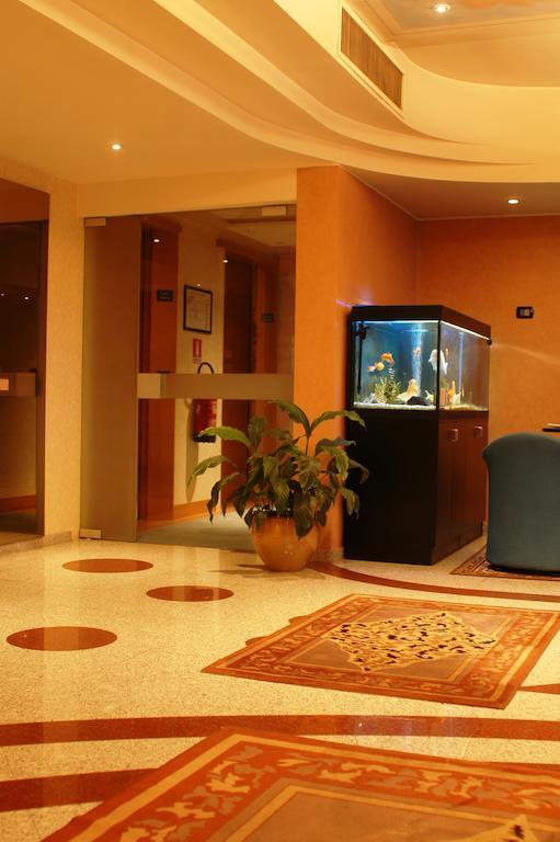 Hotel St John Desio Ngoại thất bức ảnh